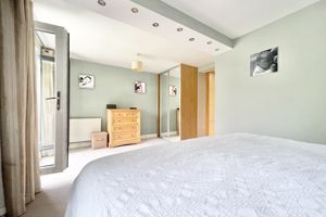 Photo 19- click for photo gallery